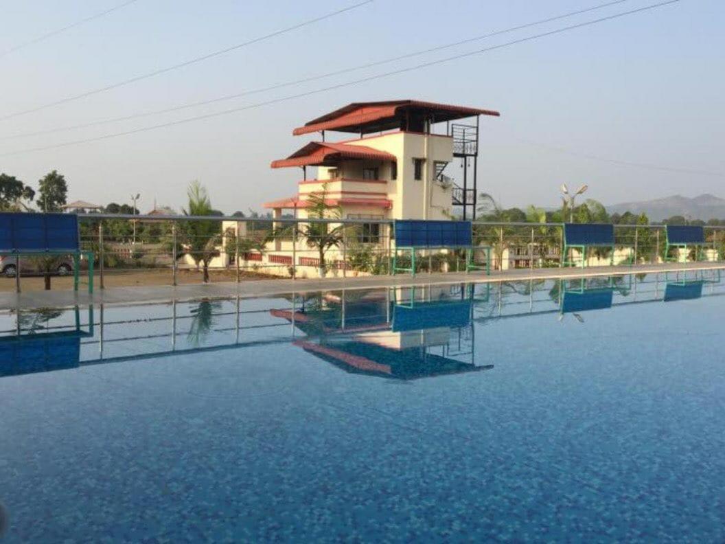 Hotel Sfurti Farms Badlapur Exterior foto